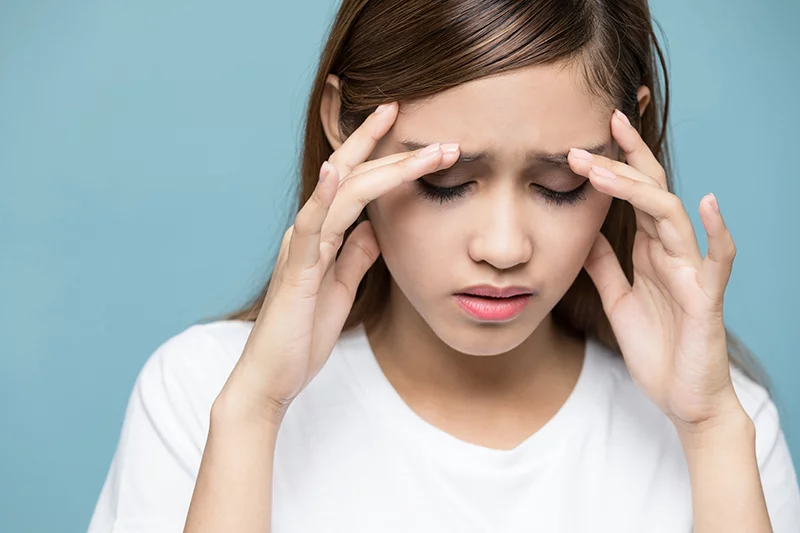 Iron deficiency symptoms in females infographic