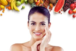 Untitled-design-2024-07-11T224305.557 Woman with healthy glowing skin after eating pore-reducing foods naturally.