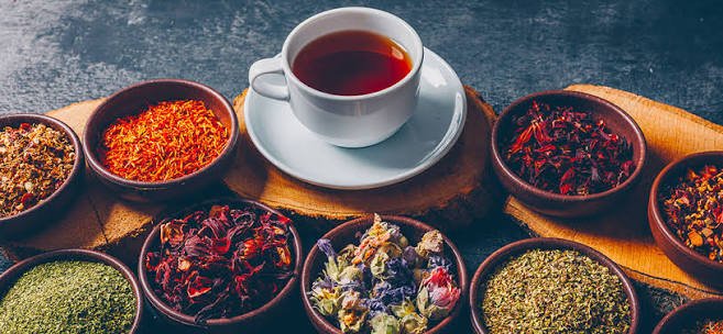 Best herbal teas for digestion in ceramic cups